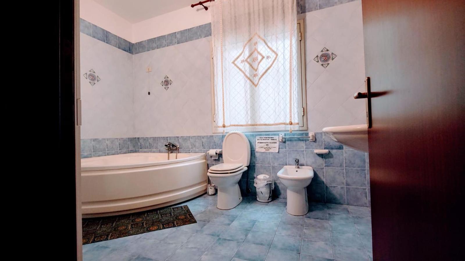 דירות Solarino La Casa Del Viale מראה חיצוני תמונה