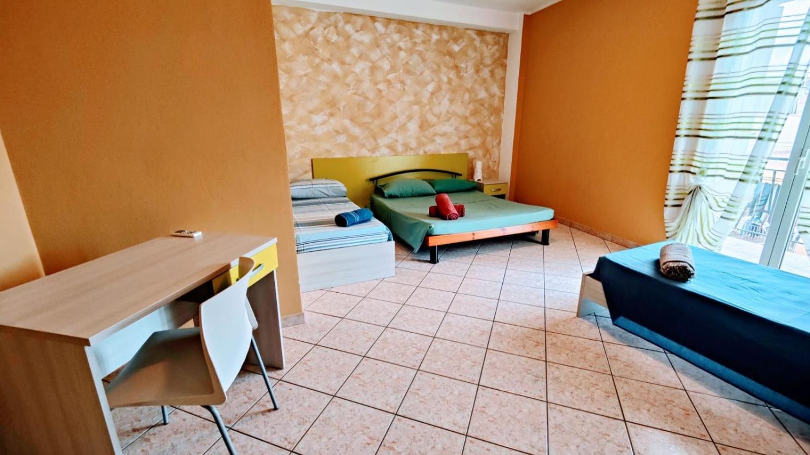 דירות Solarino La Casa Del Viale מראה חיצוני תמונה